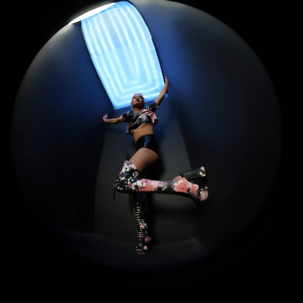 Thumb 4